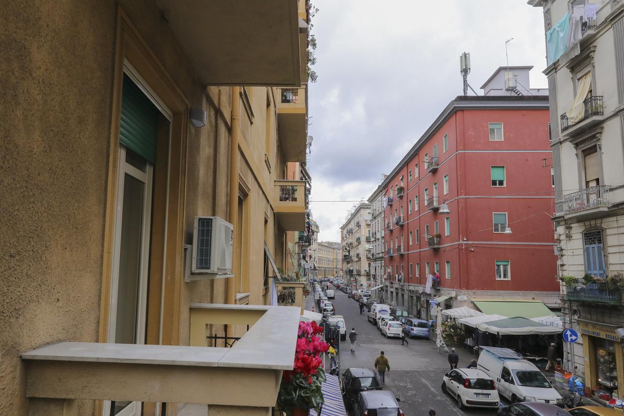 Donn'Anna Suite Neapel Exteriör bild