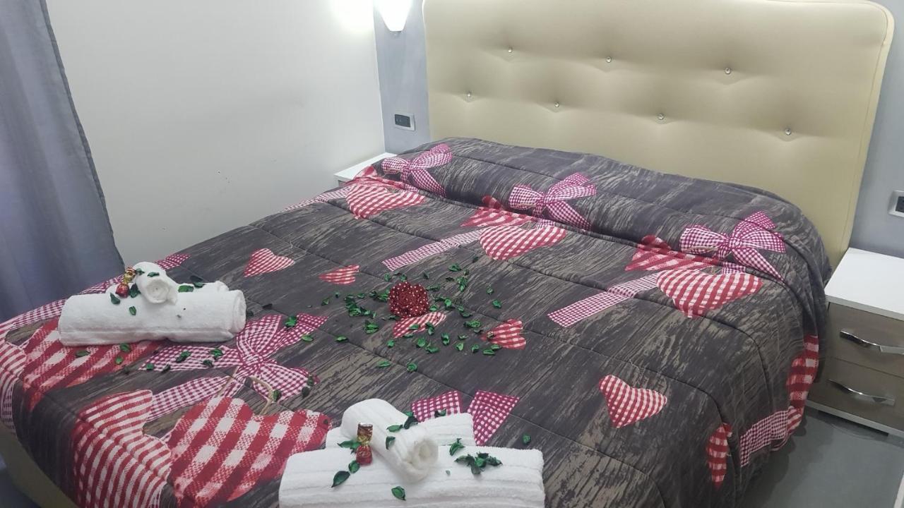 Donn'Anna Suite Neapel Exteriör bild